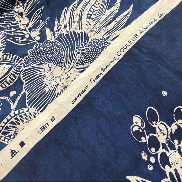 Blue & White Floral Border Fabric - Gallery Division of Couleur Int’l Ltd. - Picture 3 of 5